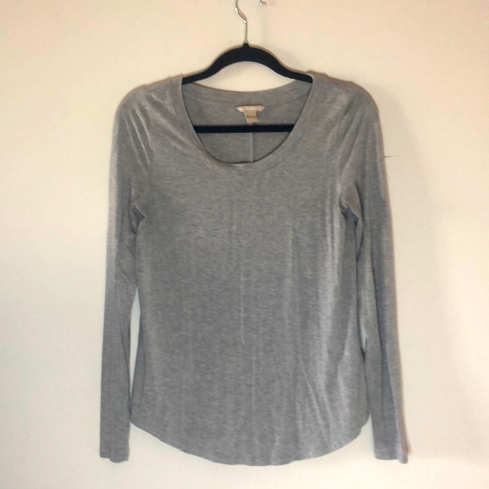 Grey long sleeve shirt